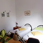 Bed In Guest house Siena