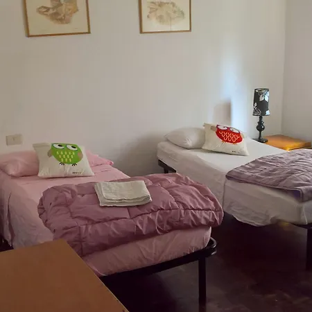 Πανσιόν Bed In Σιένα