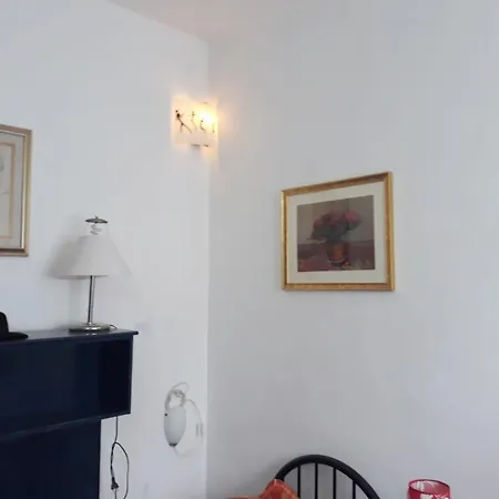 Πανσιόν Bed In 3*