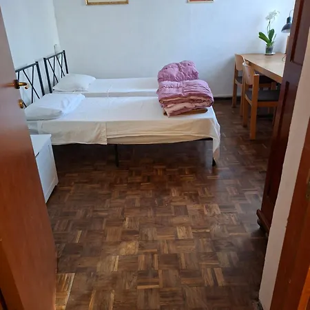 Πανσιόν Bed In 3*