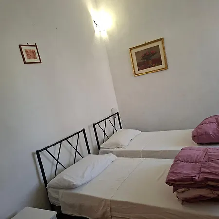 Bed In Guest house 3*