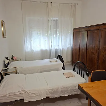 Bed In Гостьовий будинок Сієна
