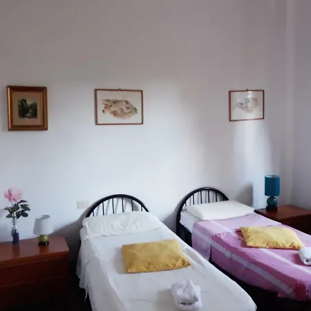 Bed In Guest house