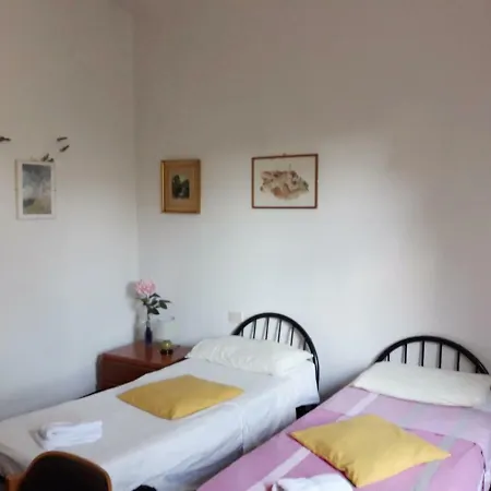 Πανσιόν Bed In Σιένα