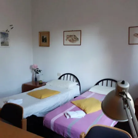 Bed In 3*
