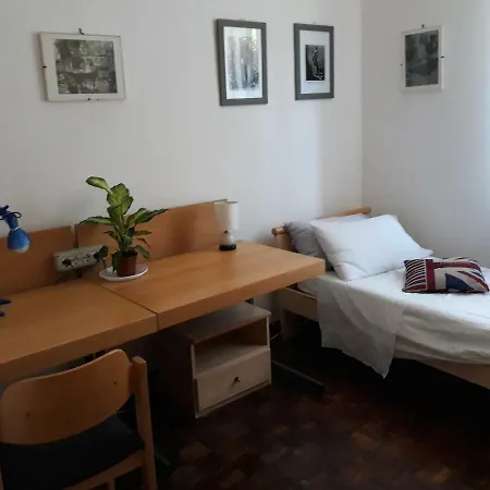 Guest house Bed In Siena Tognazza