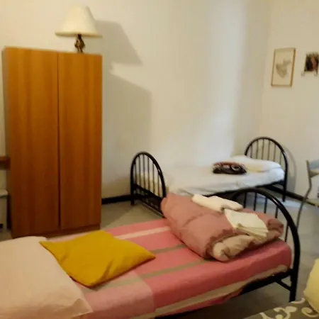 Bed In בית הארחה