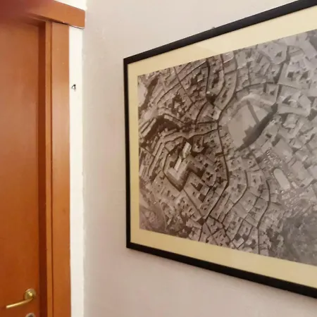 Bed In 3* سيينا