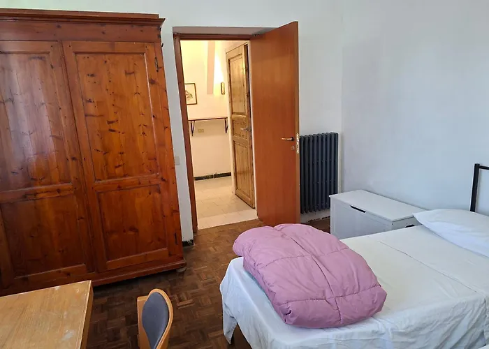 Bed In Πανσιόν 3*